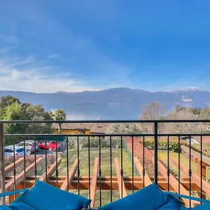 La Brezza Del Maggiore With View - Happy Apartment